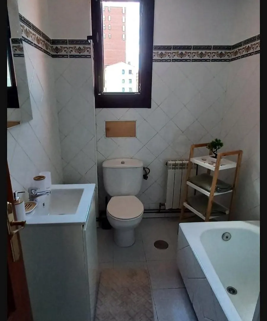 Spacious Apartment With Terrace In Camargo Maliano